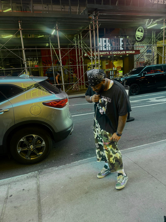 THRASHED BAGGY 3/4 CAMO SHORTS